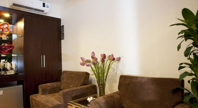 Rising Dragon Legend Hotel