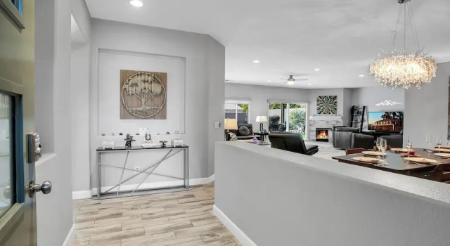 Коттедж Near Downtown: Palm Springs Home w/ Mountain Views