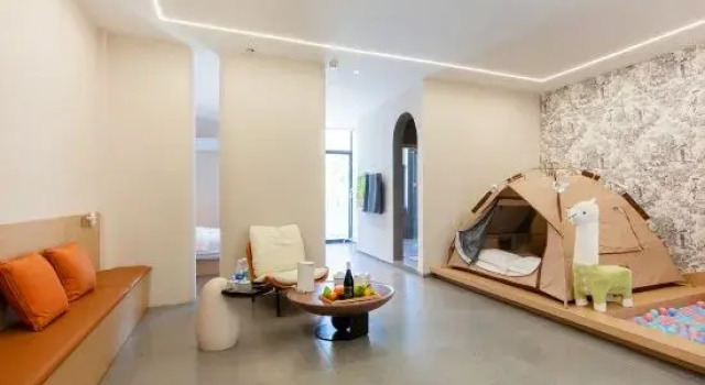 Семейный люкс с балконом Dongshandao. Yunkezhou Hotel (Jinluanwan  Branch)