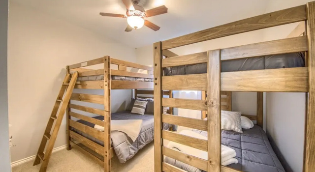 Номер Standard Hillside River Retreat Rg 306 3 Bedroom Condo by RedAwning