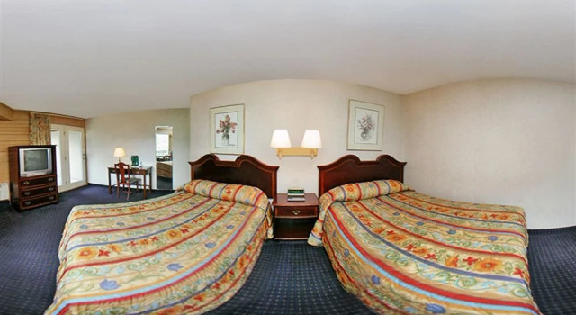 Rodeway Inn Skyland Gatlinburg, Забронировать Отель Отели Гатлинберг с парковкой, рядом с Amazing Mirror Maze, Парковка