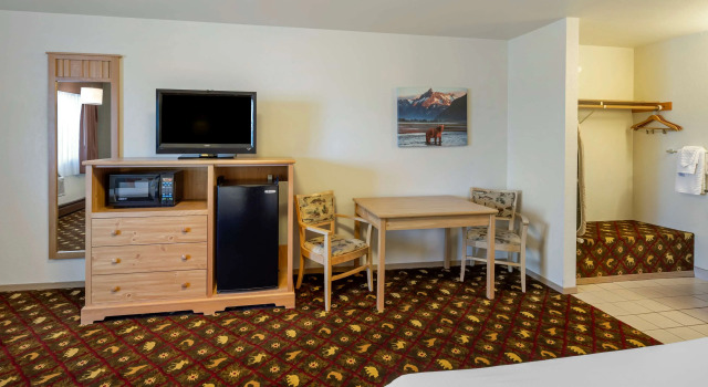 Четырёхместный люкс Best Western King Salmon Inn