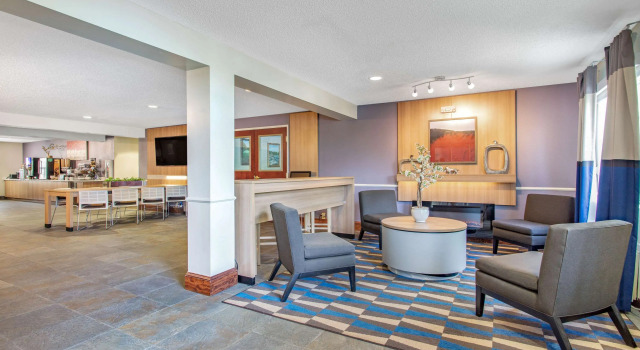 Microtel Inn & Suites by Wyndham Lillington/Campbell University, Buchen Sie Hotel Lillington North Carolina