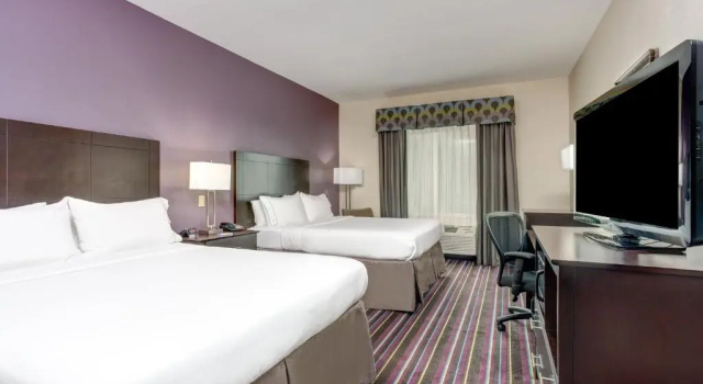 Четырёхместный номер Standard Holiday Inn Express & Suites Raceland - Highway 90 by IHG