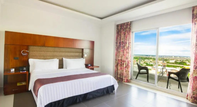 Полулюкс GHL Hotel Grand Villavicencio