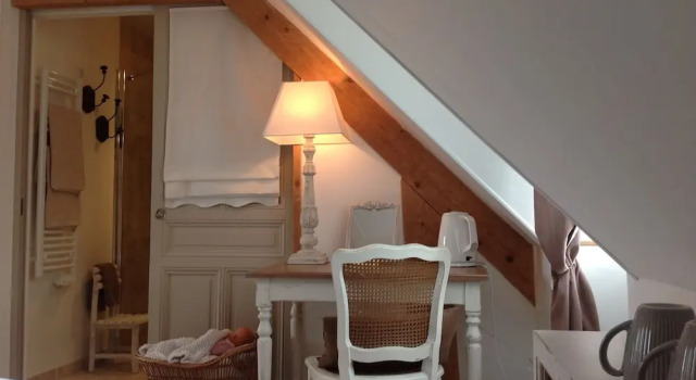 La Colline Etoilée, Reservar Hotel Saint-Pere Morvan