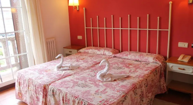 Номер Standard с балконом APARTHOTEL CABICASTRO Tres estrellas superior