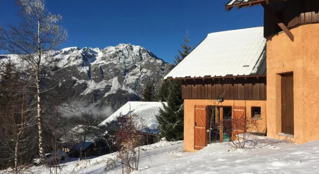 Шале Chalet Rouge ou Blanc
