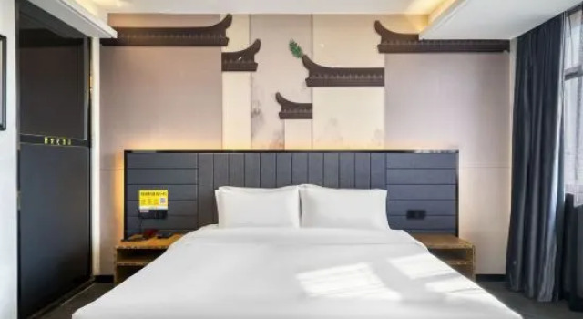 Люкс Deluxe Porter New Century Hotel (Taizhou Jiaojiang Commercial Street)