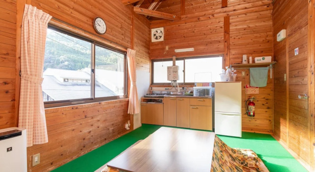 Коттедж Classic Otonashi no Sato Wataze Onsen & Cottage