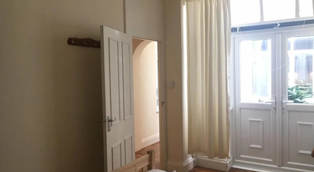 Airy 2 bed 2bath Flat Close to Oxford St!, Забронировать Отель Вестминстер Лондон, рядом с Бейкер стрит