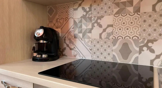 Cà del Vins - Studio Flat La Spezia, Забронировать Апартаменты/квартира Специя Итальянская Ривьера, рядом с Центральный вокзал Специи