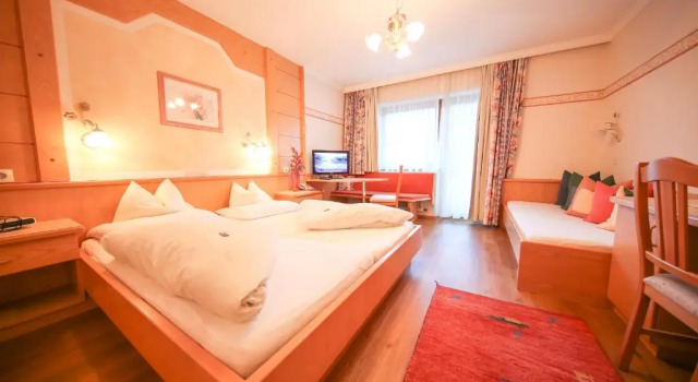 Двухместный номер Standard с балконом Superior Hotel Persal