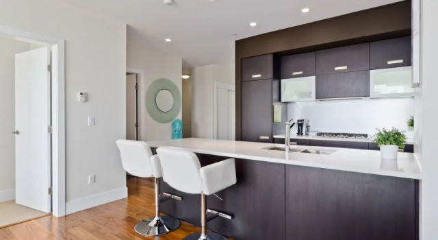 O Hotel Suites Casel, Rezerwuj Hotel Calgary Calgary Region