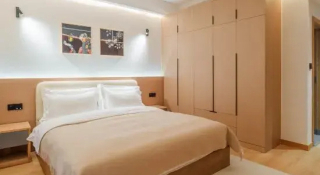 Люкс Luxury с 2 комнатами Dali Xianye Resort Hotel (Cangshan Scenic Area Branch)