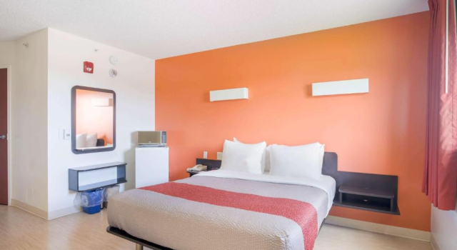 Двухместный номер Standard Motel 6-Kingston, ON
