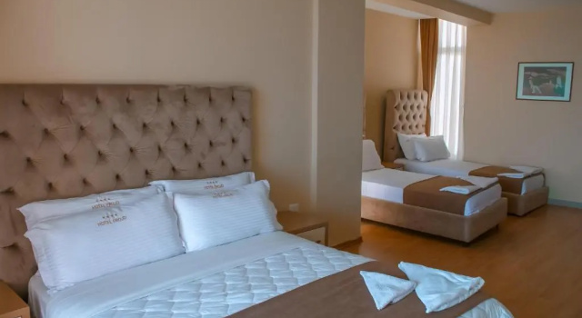 Четырёхместный номер Deluxe Hotel Frojd