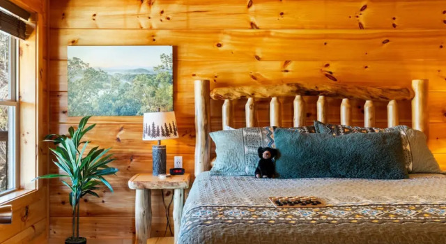 Whispering Pines Retreat By Ghosal Luxury Lodging