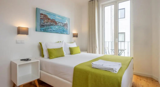 Студия с балконом и с видом на город Mystay Porto Batalha