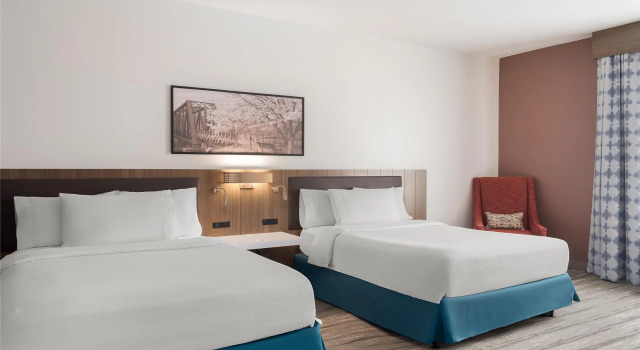 Четырёхместный номер Standard Hilton Garden Inn Morgantown