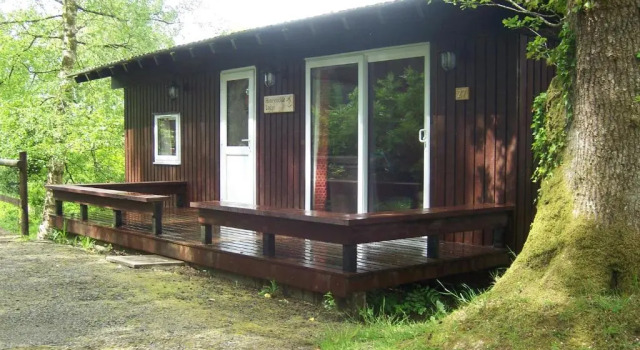 Бунгало Honeysuckle Lodge set in a Beautiful 24 acre Woodland Holiday Park