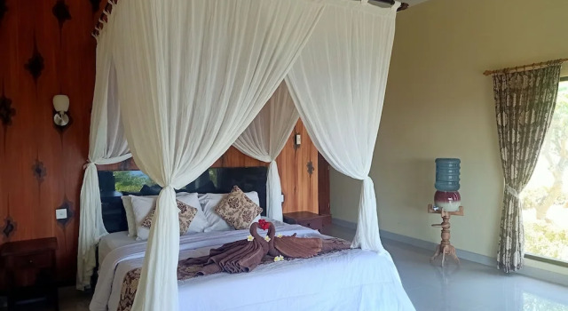 Вилла c 1 комнатой с балконом и с видом на море Bali Bhuana Villas