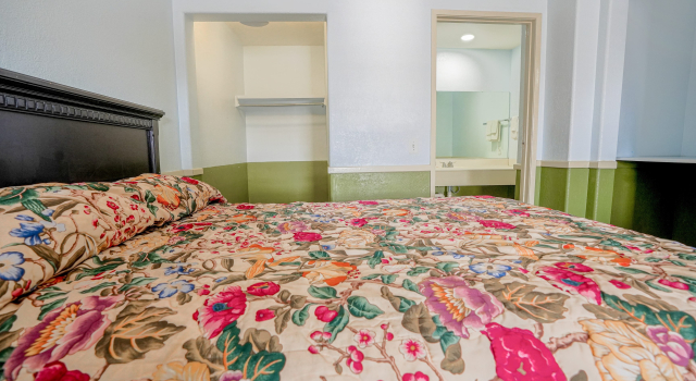 Day & Night Inn, Buchen Sie Hotel Hesperia Kalifornien