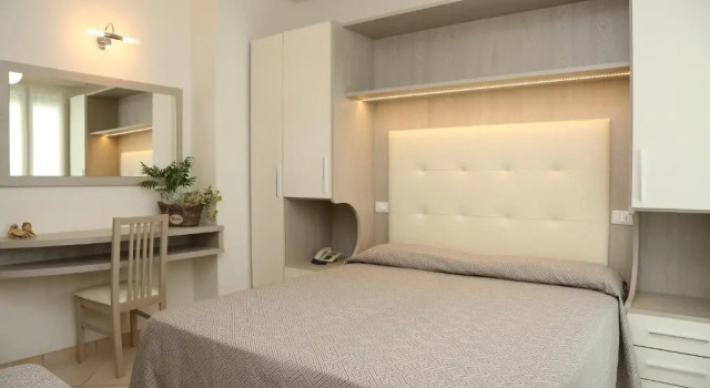 Четырёхместный номер Economy Hotel Ambra