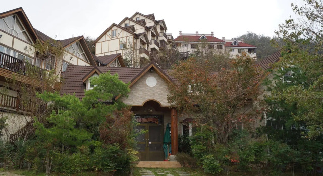 Spring Ground Resort, Buchen Sie Bed & Breakfast Renai Landkreis Nantou