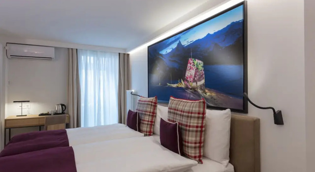 Двухместный номер Standard с балконом Fred Hotel Leonhardstrasse | Self Check-in