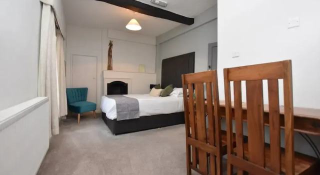 Номер Comfort The Halford Bridge Inn