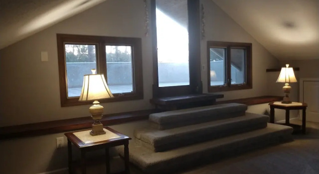 Коттедж Kingsbay Mansion & Vacation Houses