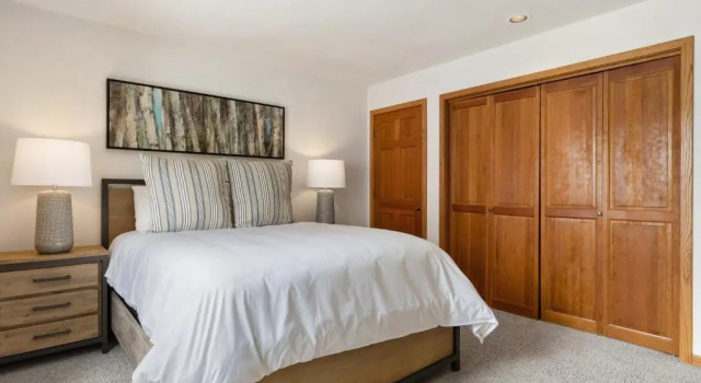 Riverside Condos A102 by Avantstay Condo Close To Downtown, Town Park & Ski Lift #8, Забронировать Отель Отели Telluride Ski 3 звезды, 3*