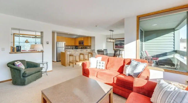 2 Mi to Winter Park Resort: Condo w/ Pool Access!, Забронировать Апартаменты/квартира Апартаменты Винтер Парка, рядом с Body Kneads Massage and Pilates, Апартаменты/квартира