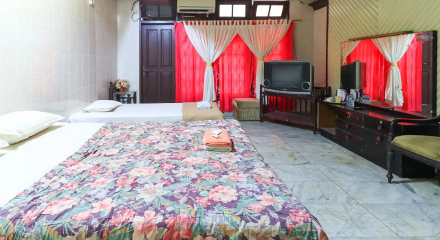 Hotel Sinderella, Rezervovat Hotel Hotely v Kalimantan s parkováním, Parkování