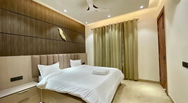 Апартаменты Comfort The Neeraj Marine Ganga Stays With Ganga Ghat Access