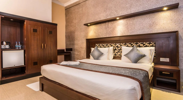 Ceylon City Hotel Mt Lavinia, Забронировать Отель Отели Западной провинции 4 звезды, 4*