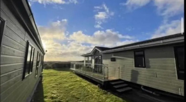 Charming 2-bed Lodge in Pwllheli, North Wales, Prenota Casa vacanze Hotel a Gwynedd con parcheggio, Parcheggio