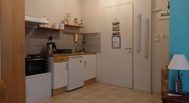Amelies Apartments, Prenota Appartamento Hotel economici a Grecia Centrale