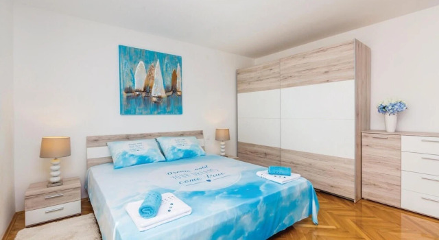 Stunning Home in Dobrinj With Wifi and 3 Bedrooms, Prenota Hotel Dobrinj 