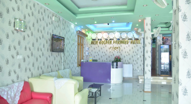 New Golden Forward Hotel, Забронировать Отель Отели Янгон с парковкой, рядом с Embassy of the Republic of Singapore, Парковка