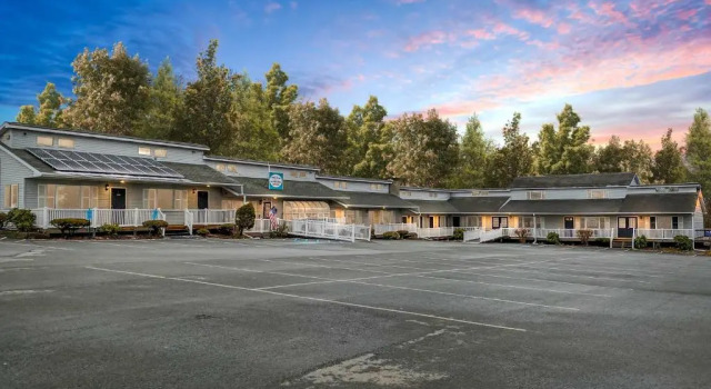East Shore Lodging, Book Hotel Hawley Wayne County