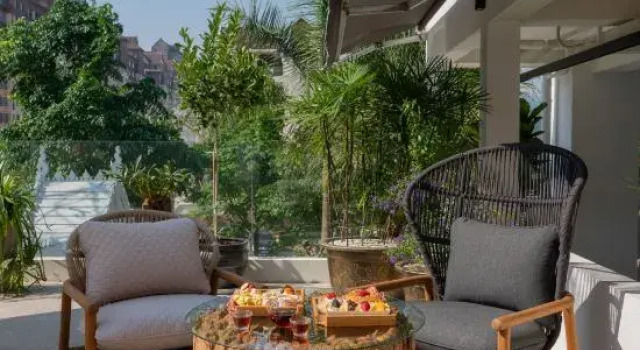 Xishuangbanna Bohai Mulan Tea House, Rezerwuj Hotel Hotele w Menghai z parkingiem, Parking