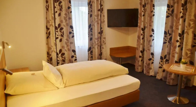 Одноместный номер Superior Hotel Hirt