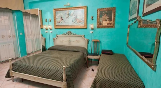 Трёхместный номер Standard с балконом B&B Babri Simim Taj