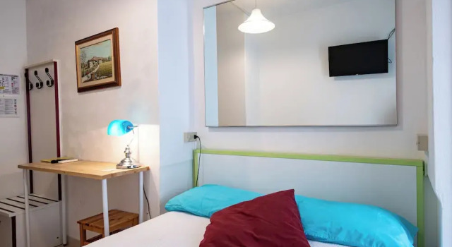 Одноместный номер Standard с балконом Le Petit Hotel
