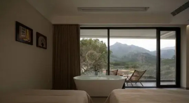 Кровать в общем номере с 3 комнатами Yuexi · Willow Nook · Stream Tracing Pool Luxury Boutique Stay (Anji Zhebei Grand Canyon)