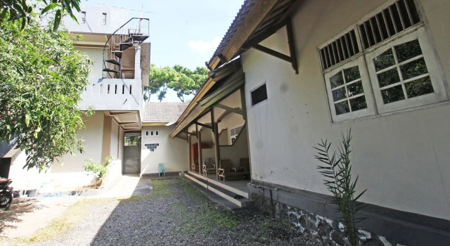 SPOT ON 92973 Madani Syariah Guesthouse