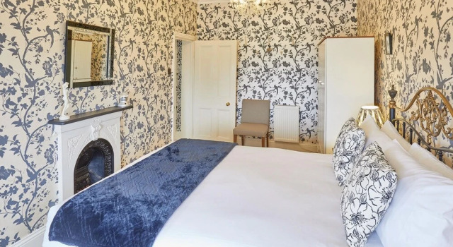 Host Stay Apartment 7 Sneaton Hall, Varaa Huoneisto Asunnot kohteessa Merseyside, Huoneisto