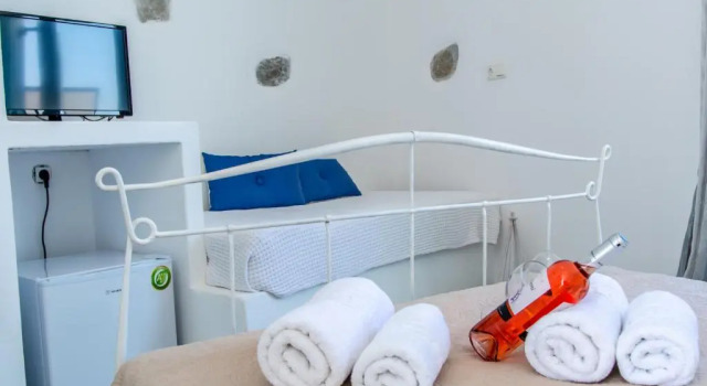 Cactus Beach Paros, Prenota Hotel Piso Livadi Paro
